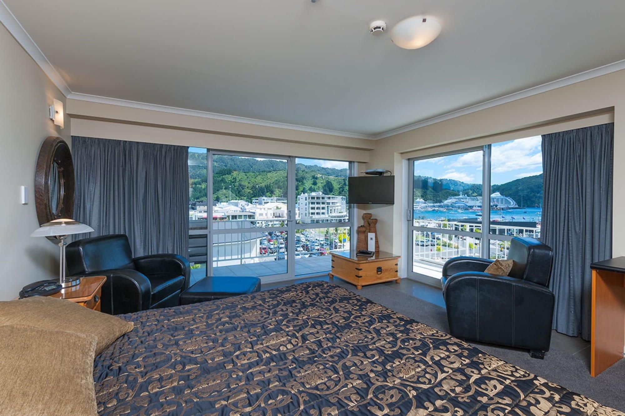 Beachcomber 4* Picton