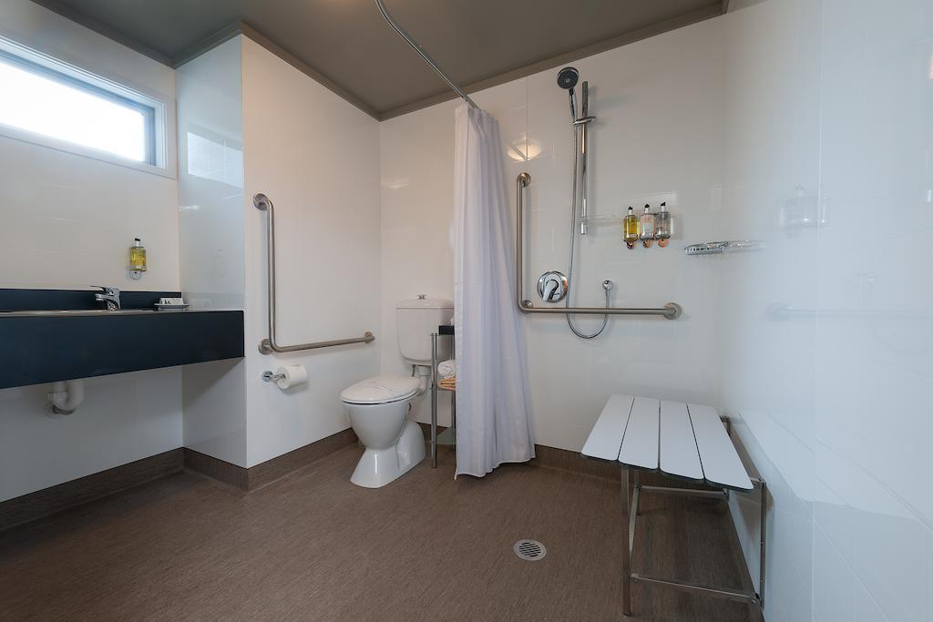 Beachcomber Hotel Picton