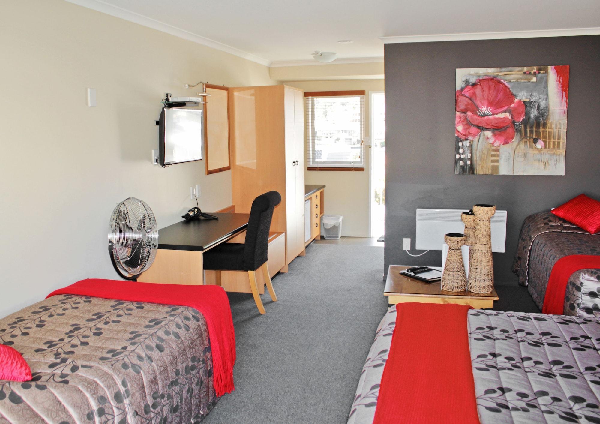 Beachcomber 4* Picton